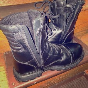 Thorogood boots. Almost new.